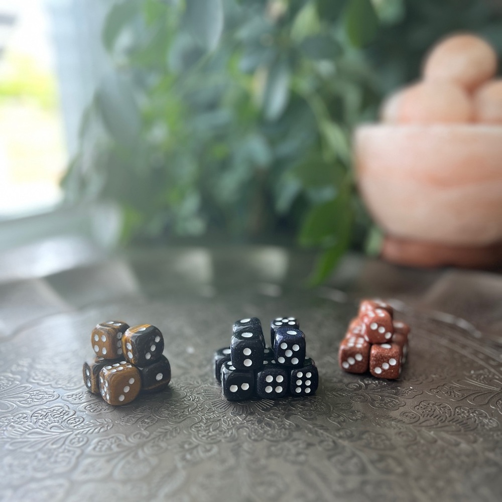 Stone dice - Picture 4 of 5